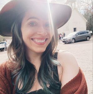 Meet your Posher, Karessa